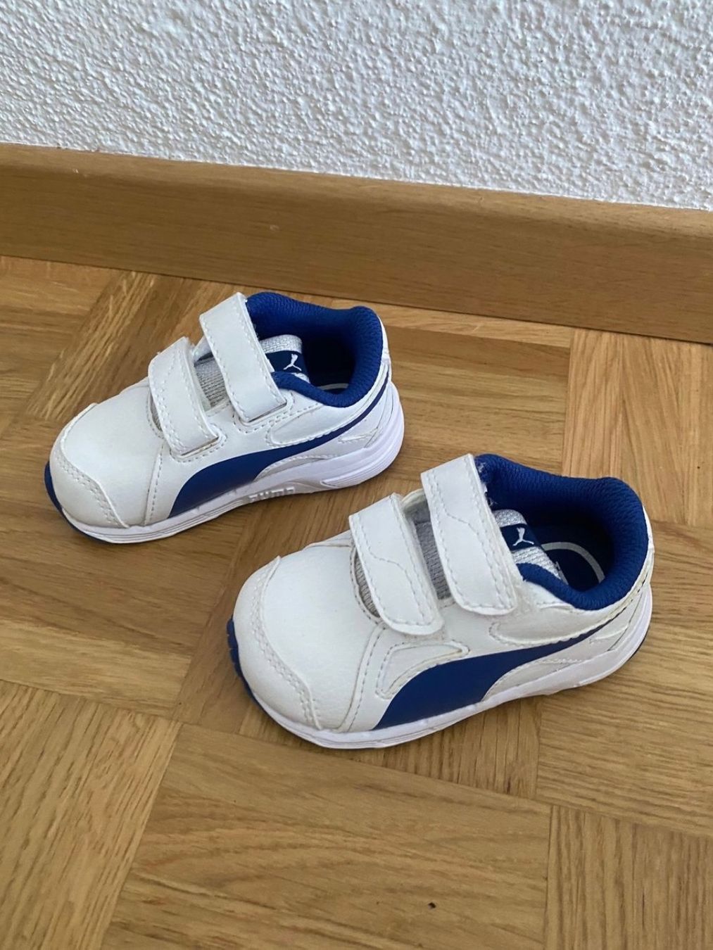 Puma Chaussures garçon: Kinder Schuhe Grösse 20 – D'occasion à Zürich par zd_1965 1