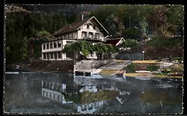 AK Saut du Doubs, Hôtel du Saut du Doubs, façade et bateaux 