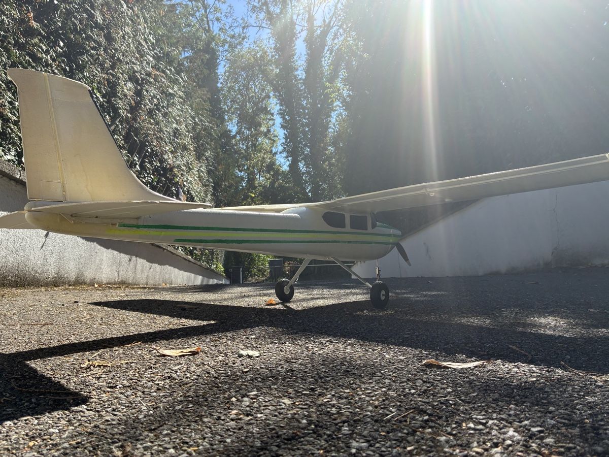 Cessna RC Kits de montage: Cessna 208 – D'occasion à Buchs ZH par hipsternut 1