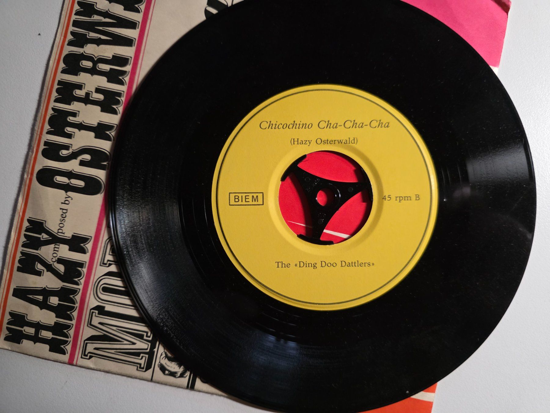 Dischi in vinile: Single Vinyl - Hazy Osterwald - Modern Shave Charleston – Usato da Walterswil BE venduto da Lonitti 1