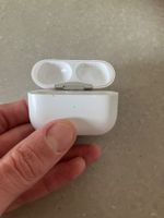 Apple AirPods Pro 1 Charging Case