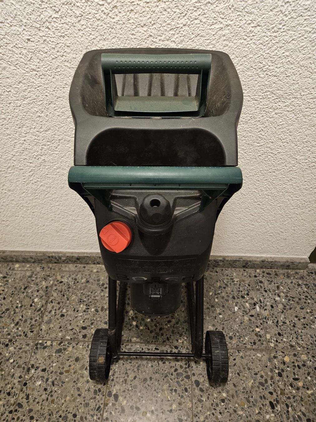 Bosch Häcksler: Bosch AXT RAPID 2000  Häcksler – Gebraucht aus Wolfhausen von Girlie01 2