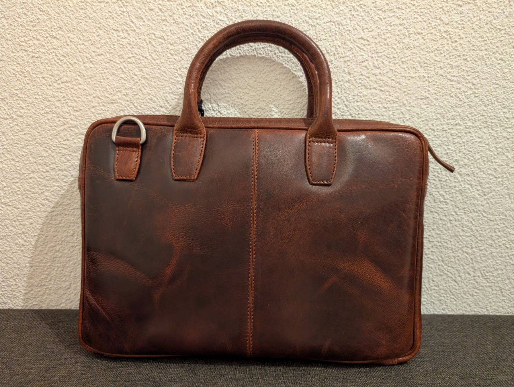 Borse: Hellbraune Laptop Ledertasche 13 Zoll – Nuovo e nell'imballaggio originale da Basel venduto da n0daft 1