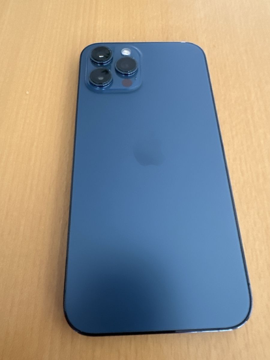 Apple Handys / Smartphones: Iphone 12 pro max – Gebraucht aus Unterägeri von icham12 1