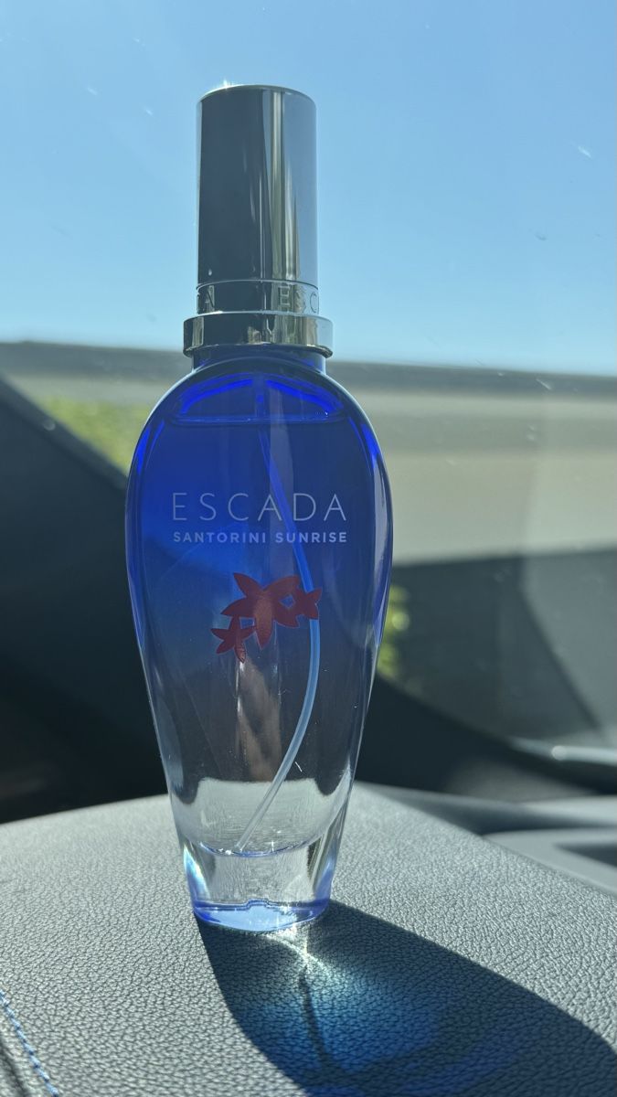 Escada Profumi & Eau de Toilette: Escada Santorini Sunrise Eau de Toilette 50ml – Usato da Mörigen venduto da TimelessFinds 1