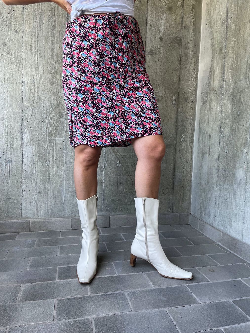 Gonne: Jupe à fleurs – Usato da Martigny venduto da Lea_lucci 3
