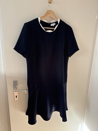 Robe Claudie Pierlot bleu marine col blanc taille 40