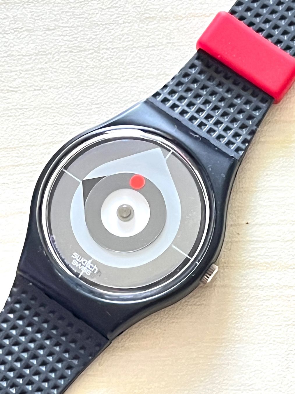 Swatch Orologi: Swatch Uhr Original Retro Design, Sommerschick – Usato da Grenchen venduto da chththl