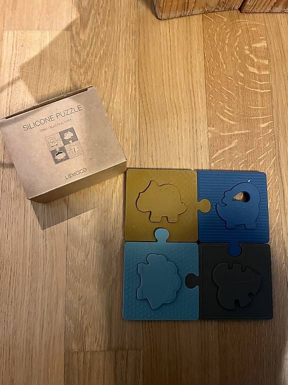 Puzzle: Liewood, silicon puzzle,  – Usato da Zürich venduto da Supersampler