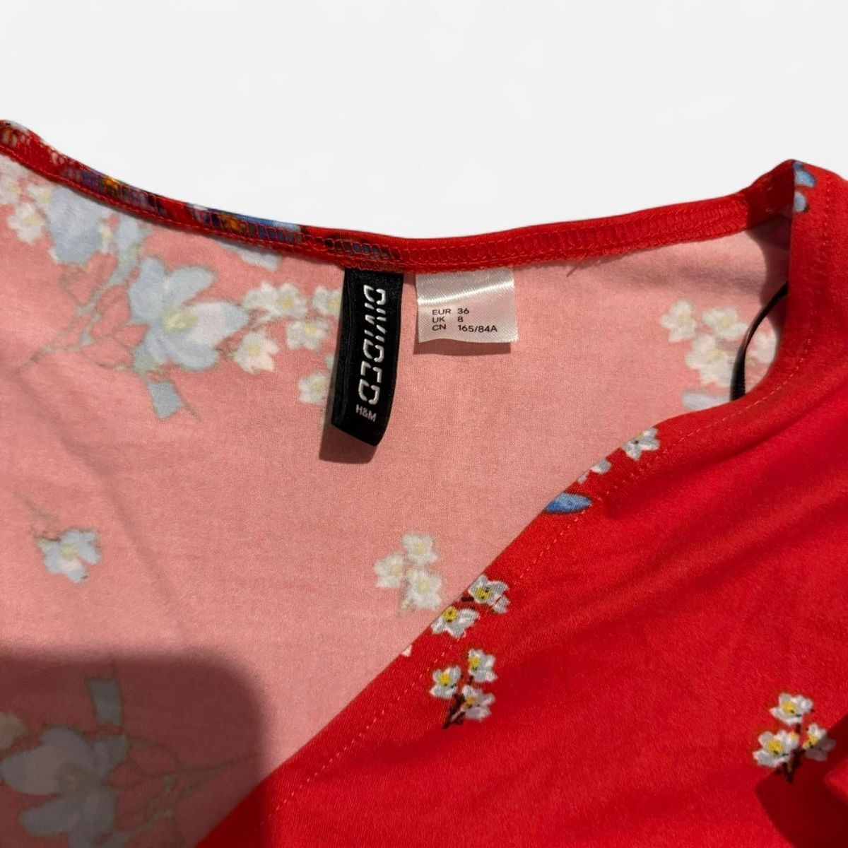 H&M Vestiti: Red floral wrap dress – Nuovo (secondo la descrizione) da Basel venduto da 1moonstar 3