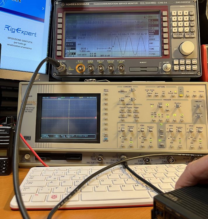 Icom Funktechnik: ☼ ICOM IC-2E VHF 2m Funkgerät / Transceiver Vintage ☼ – Defekt aus Novazzano von mabotrain 8