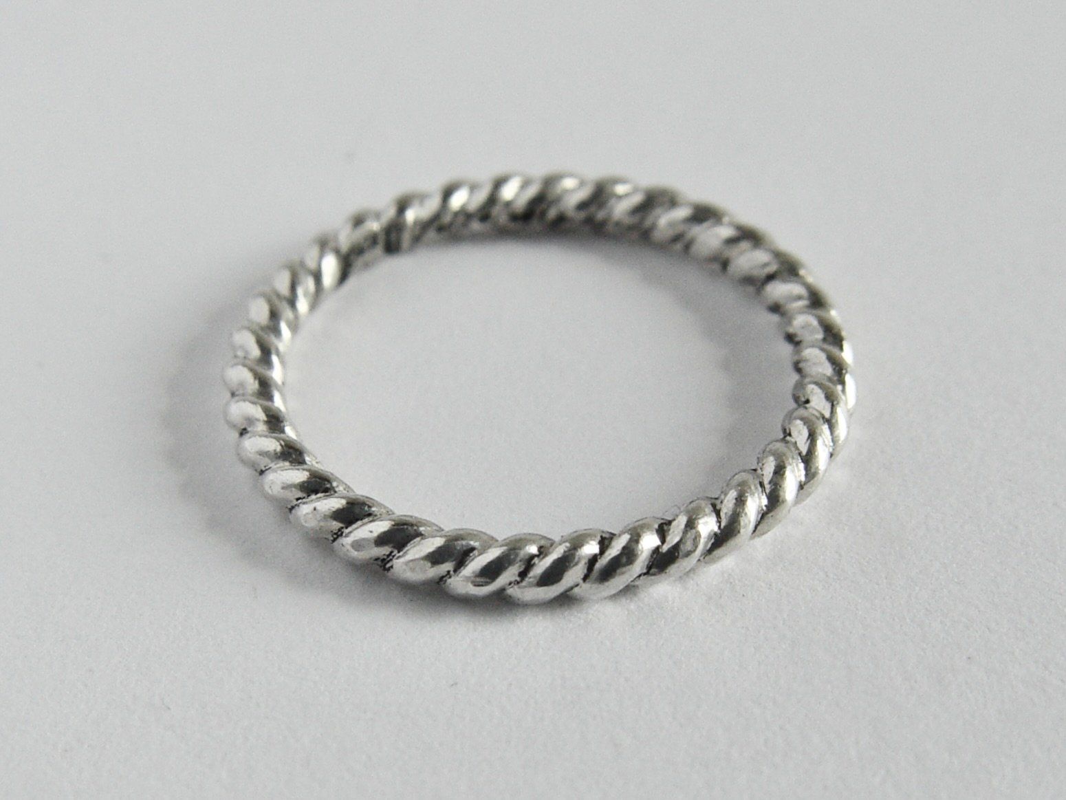 Anelli: Kordel-Ring aus Silber 925 – Usato da Henggart venduto da elsternwerk 1