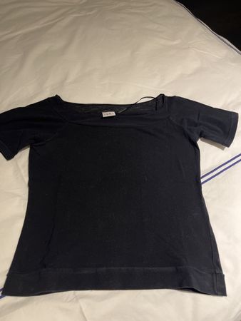 Deha black modern dance t-shirt