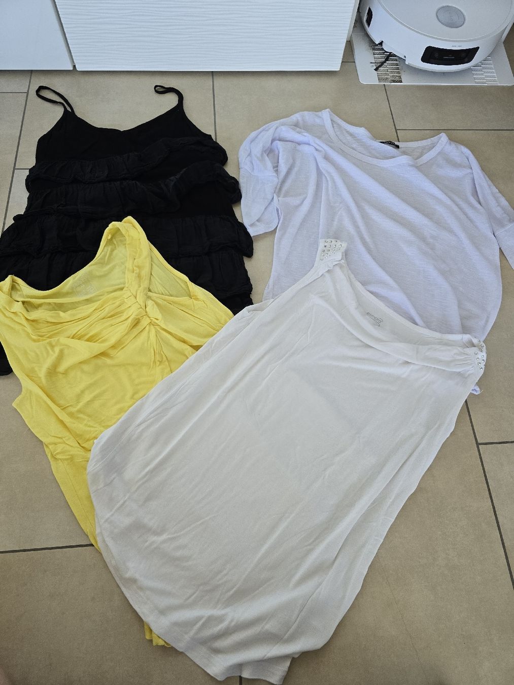 Lots de vêtements: XXL Kleiderpaket - Grösse M – D'occasion à Rickenbach b. Wil par Beautiful.Things 1