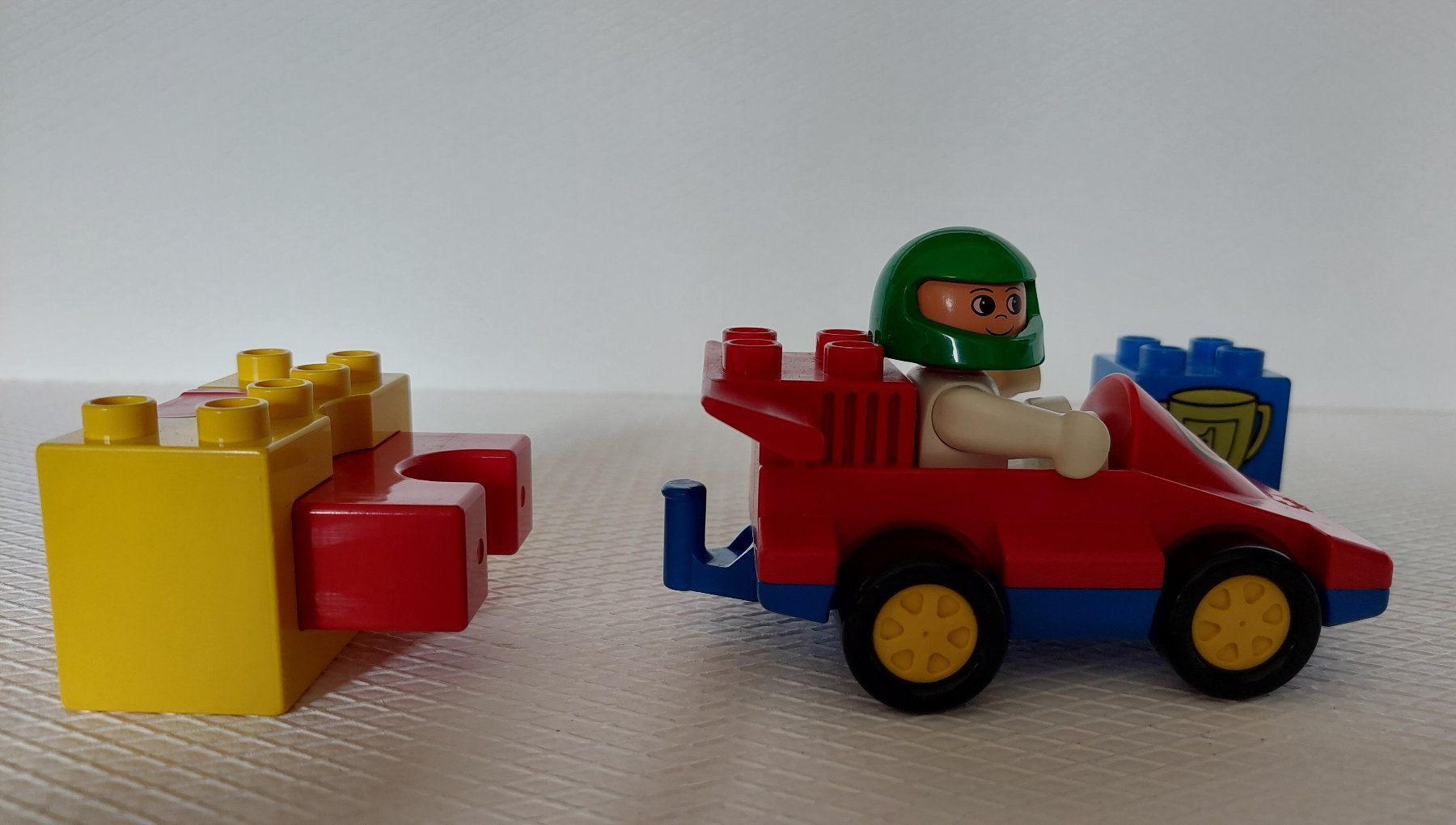 Spielzeuge: Duplo voiture avec propulseur – Gebraucht aus Grandson von Dobbyl 1