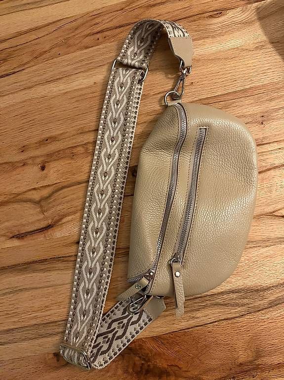 Borse da donna: Handtasche – Usato da Niederglatt ZH venduto da pierini