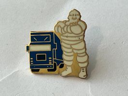 1 Pin Michelin Männchen mit Lastwagen