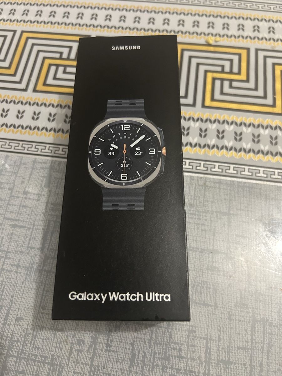 Samsung Smartwatch: Galaxy watch Ultra  – Nuovo (secondo la descrizione) da Zürich venduto da jaa_xg97 3