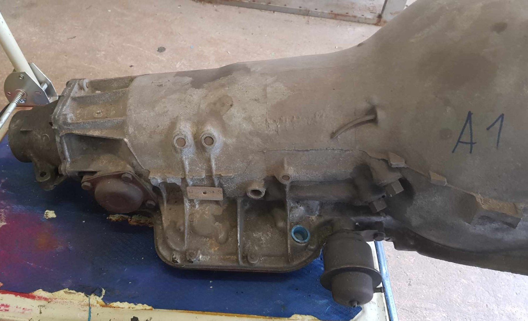 GM Tutti pezzi di ricambio auto: GM Automatikgetriebe TH400 BOP – Usato da Niedergösgen venduto da usc_8fsx 4