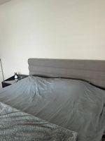 Boxspringbett 180 × 200 cm : Modernes Design mit Chromfüssen