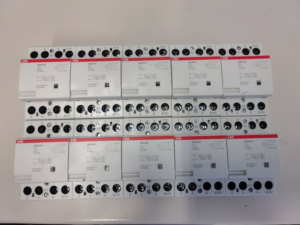 10x ABB Schütz ESB 40-40 40A 400V 24V Spule | Kaufen auf Ricardo