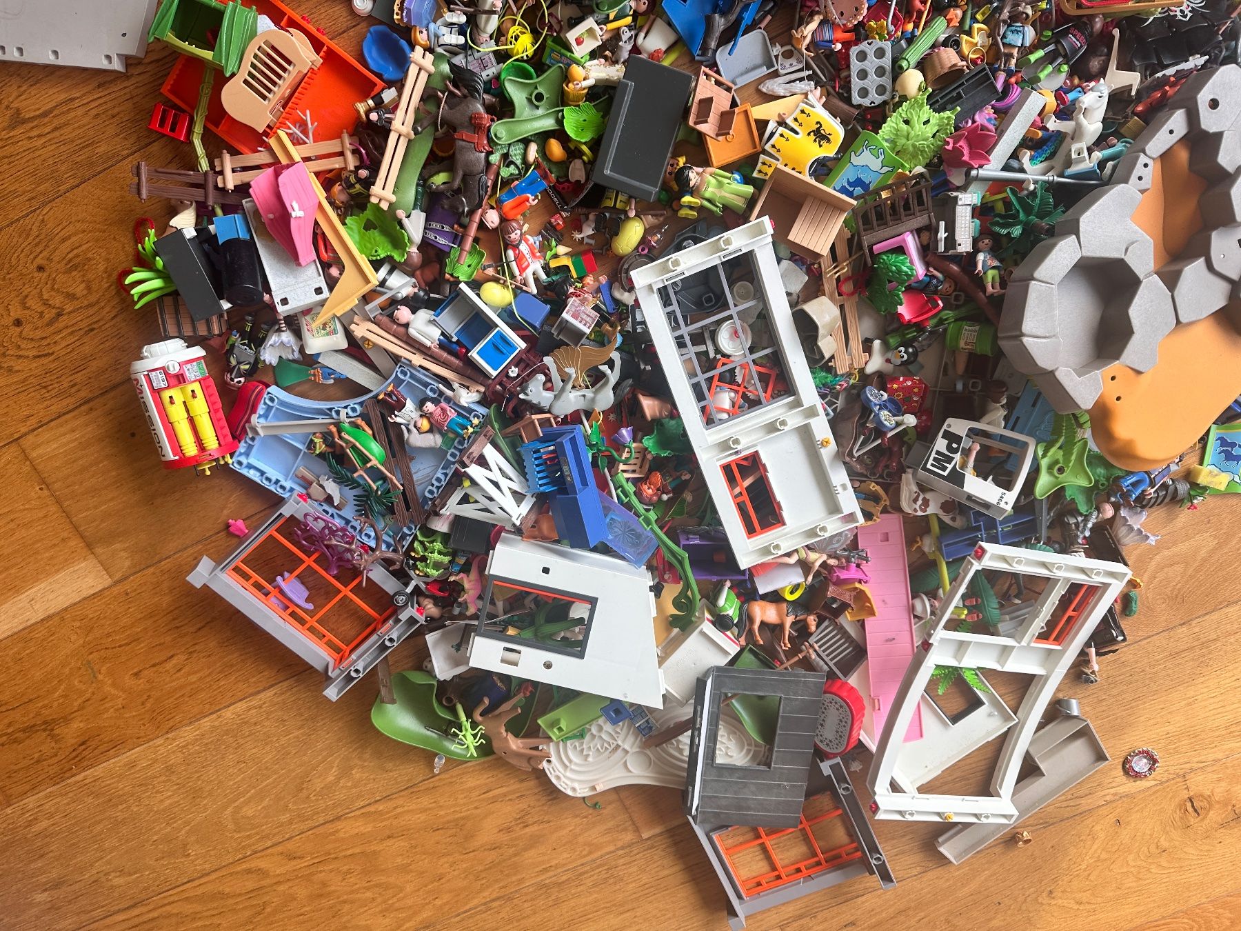 Playmobil Giocattoli: 12 kg Playmobil – Usato da Basel venduto da ben_pvk7 2