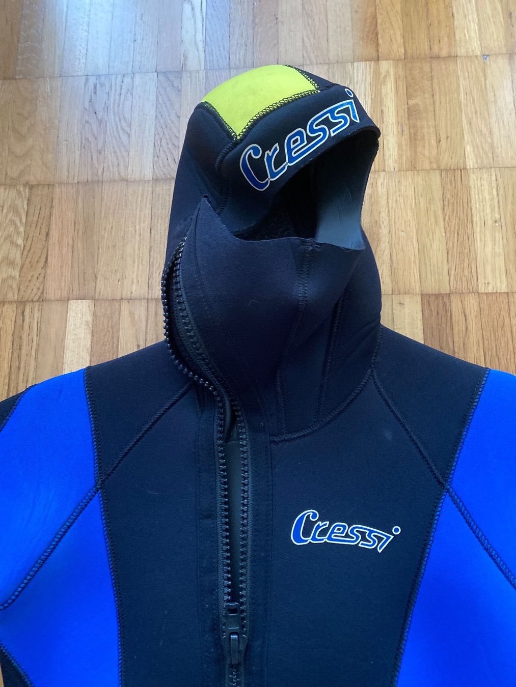 Gommoni, kayak & canoe: Surf Anzug – Usato da Gossau Sg venduto da olles 1