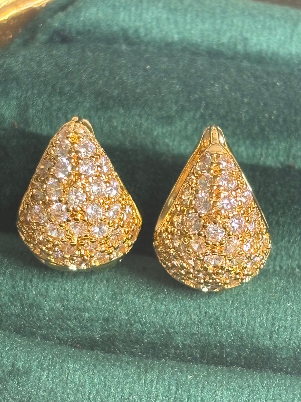 Orecchini pendenti & Orecchini a lobo: Boucles d'oreilles plaquées or zircons – Nuovo (secondo la descrizione) da Lausanne venduto da mel2dreams 2