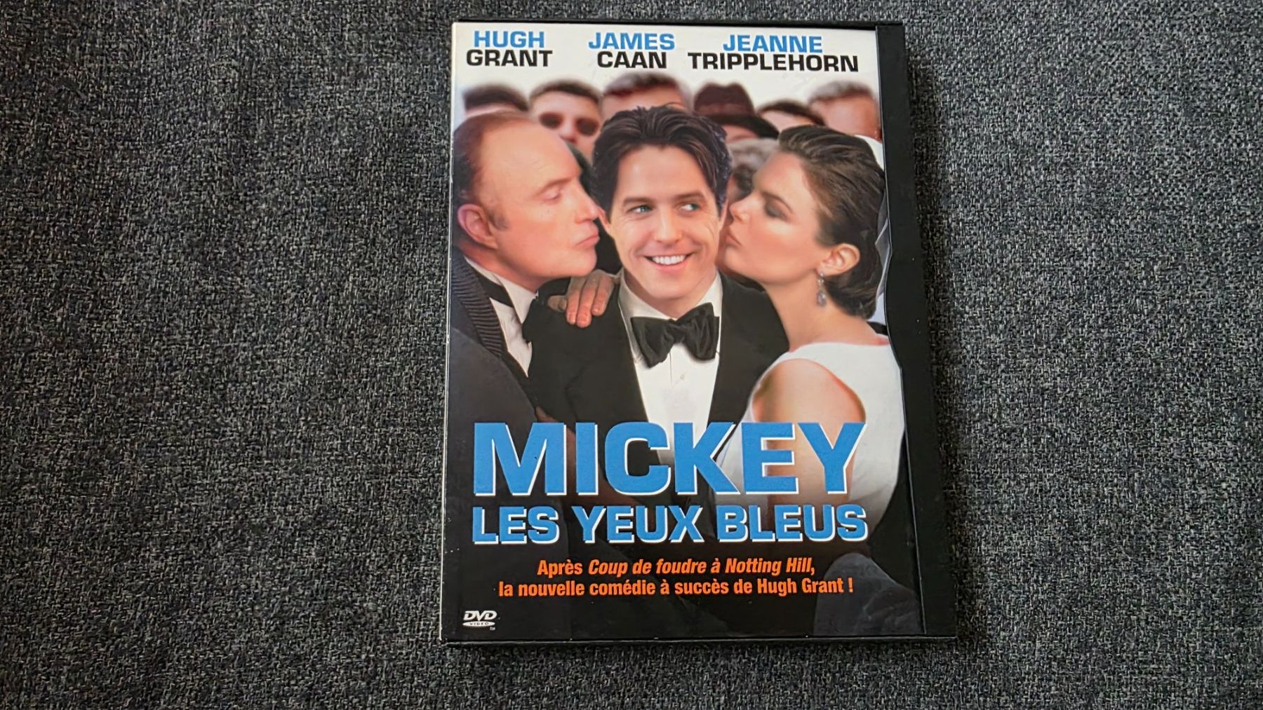 Tutti i DVDs: Mickey les yeux bleus - Hugh Grant – Usato da Bionnens venduto da Meg011