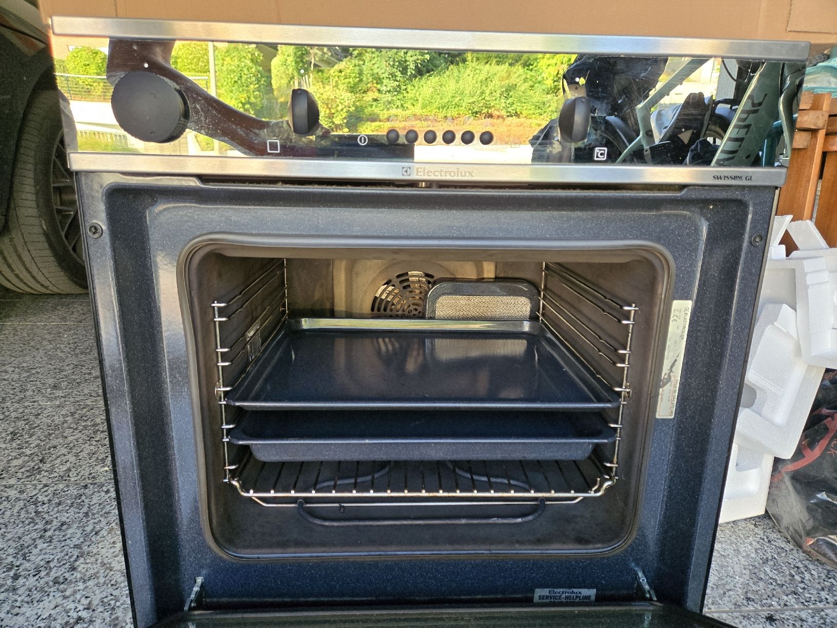Electrolux Fours: Electrolux Backofen EB GL50X.3 – Défectueux à Binningen par radox123 1