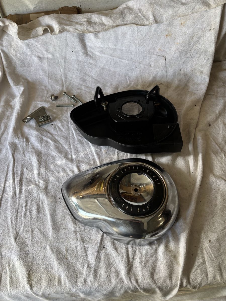 Harley-Davidson Tutti i ricambio per moto: Harley Davidson Luftfilter Dyna Fat Bob  – Usato da Schötz venduto da Harley35