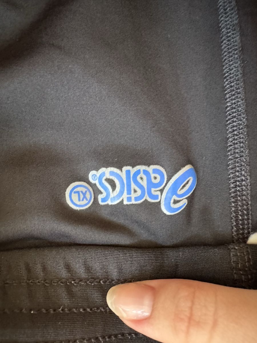 Asics Pantaloni: Vintage Asics Sporthose XL schwarz  – Usato da Malans GR venduto da leo_mz7w 2