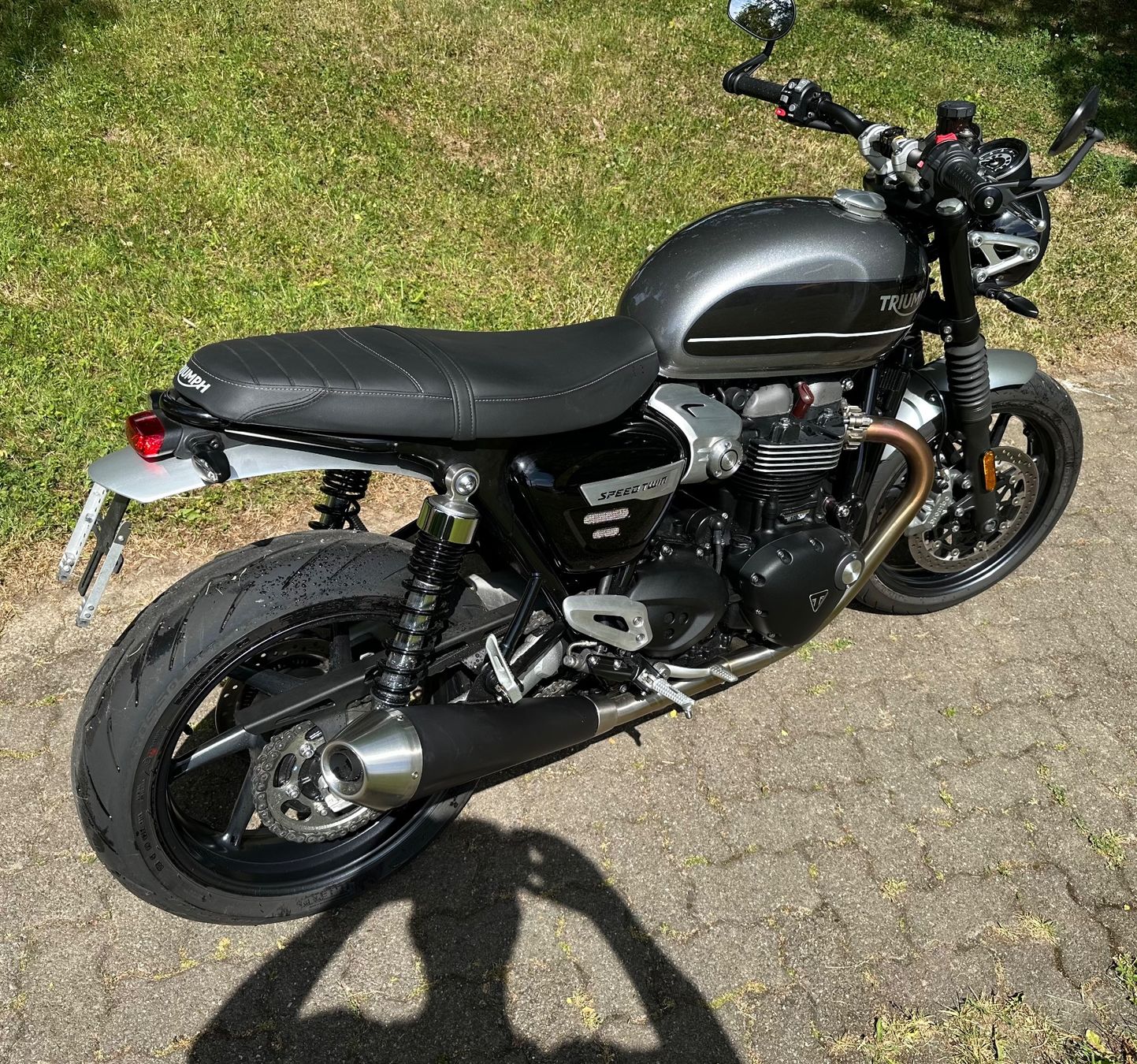 Triumph Strada: Triumph Speed Twinn 1200 – Usato da Mönchaltorf venduto da Trider 4