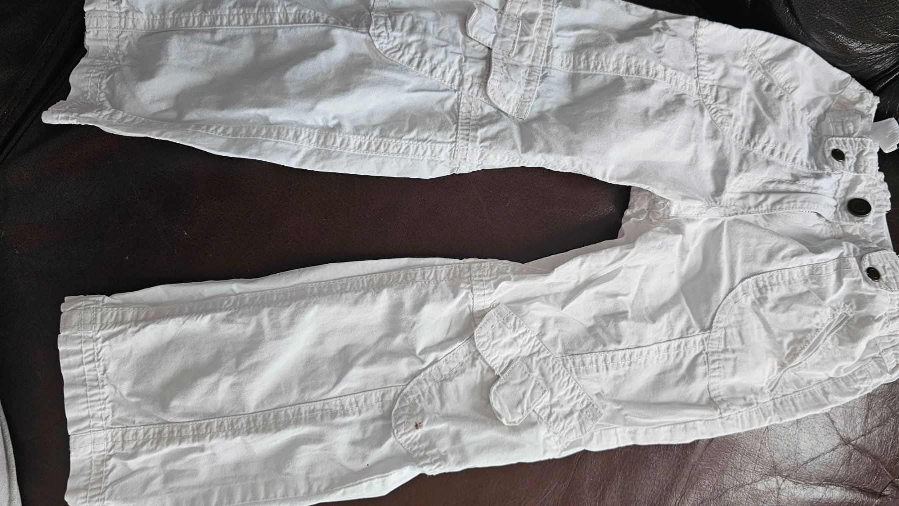 Lotti & Set di vestiti: Kleiderpaket Mädchen Grösse 92-98 – Usato da Kriessern venduto da Bugggyyy 1
