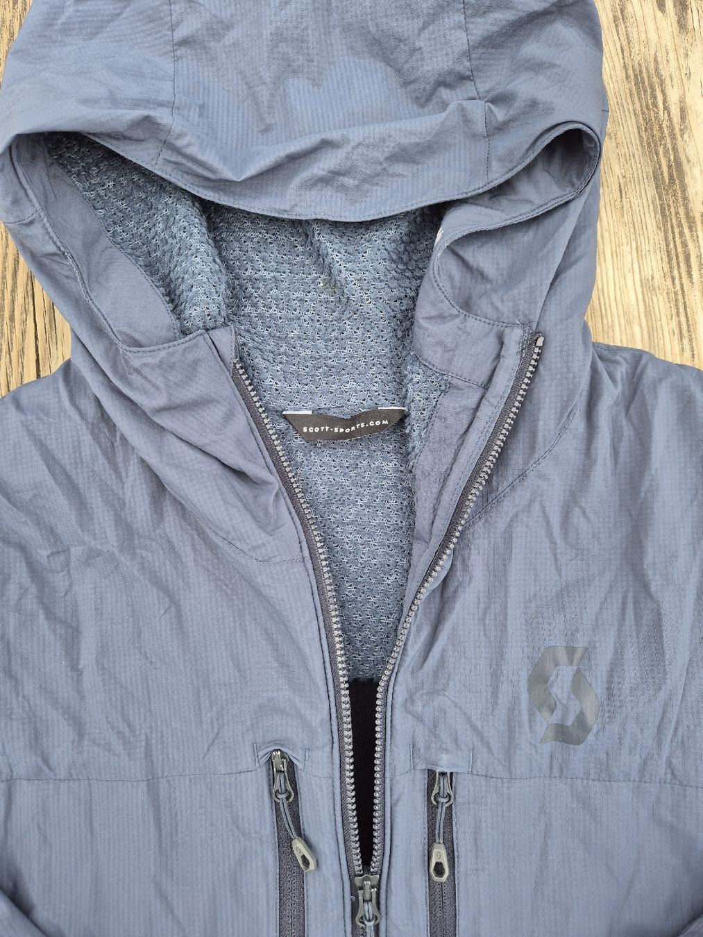Scott Maglioni & Felpe: Scott Exploir Alpha hoodie midlayer – Usato da Zürich venduto da Loboso 5