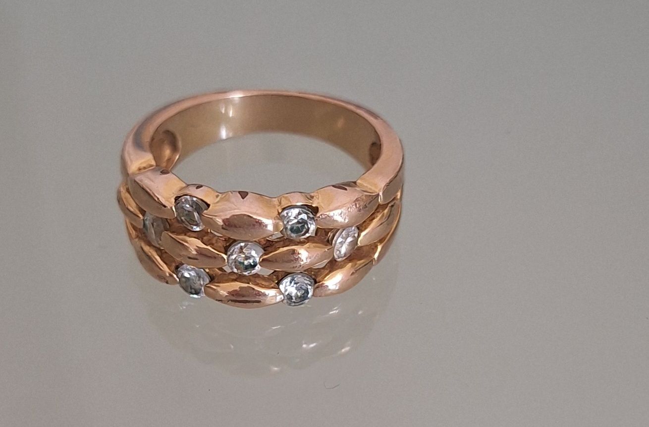 Ringe: VINTAGE wunderschöner Ring mit hellblaue Steine – Gebraucht aus Kerzers von ExpressoTerreno