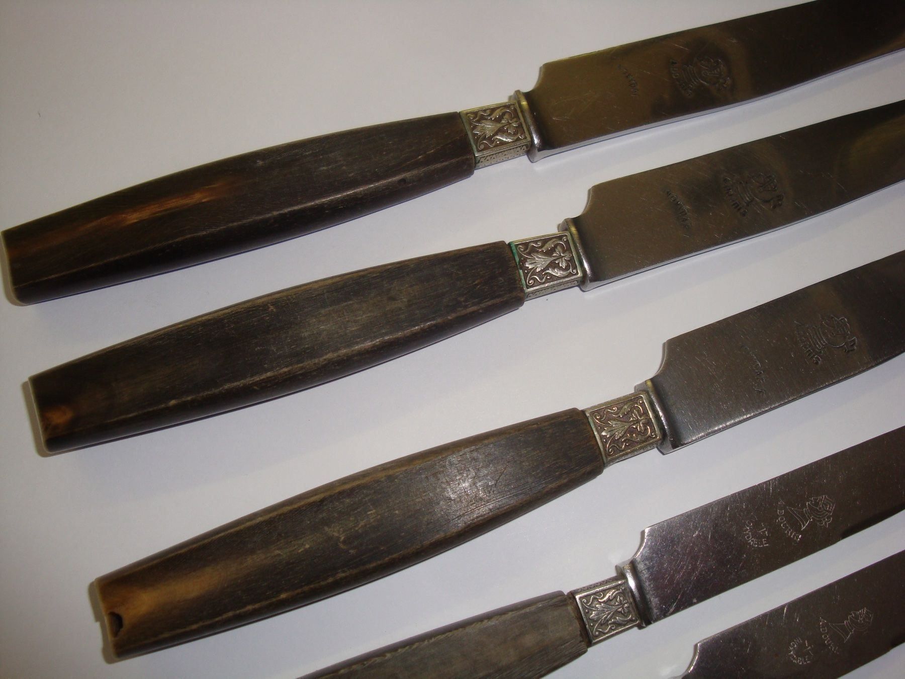 Set di posate: Konvolut 3 Essmesser, 5 Dessertmesser – Usato da häusernmoos venduto da buc_8ftk 2