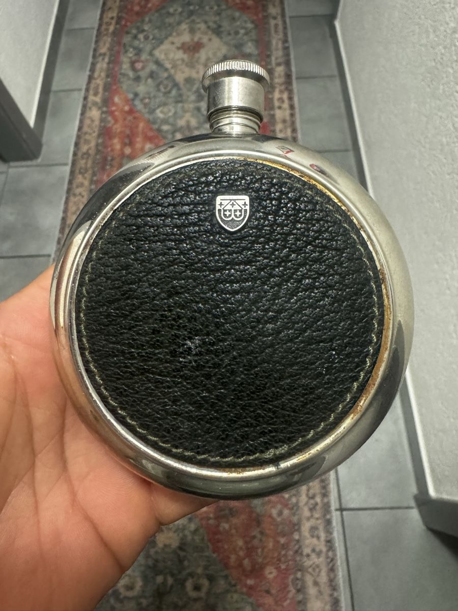 Flaconi: Flask stainless steel leather black circular – Usato da Gerlafingen venduto da naj_vj8s 1