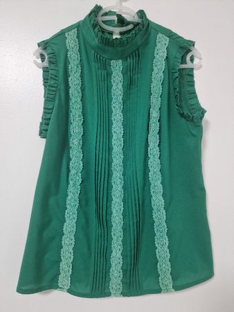 Top mit Spitze