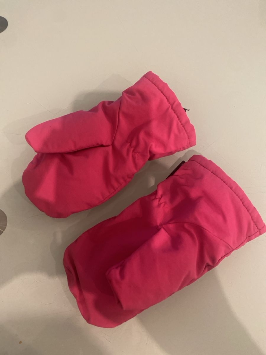 Gants: Celsius Winterhandschuhe Grösse 3-4 – D'occasion à Baden par nicolenia 1