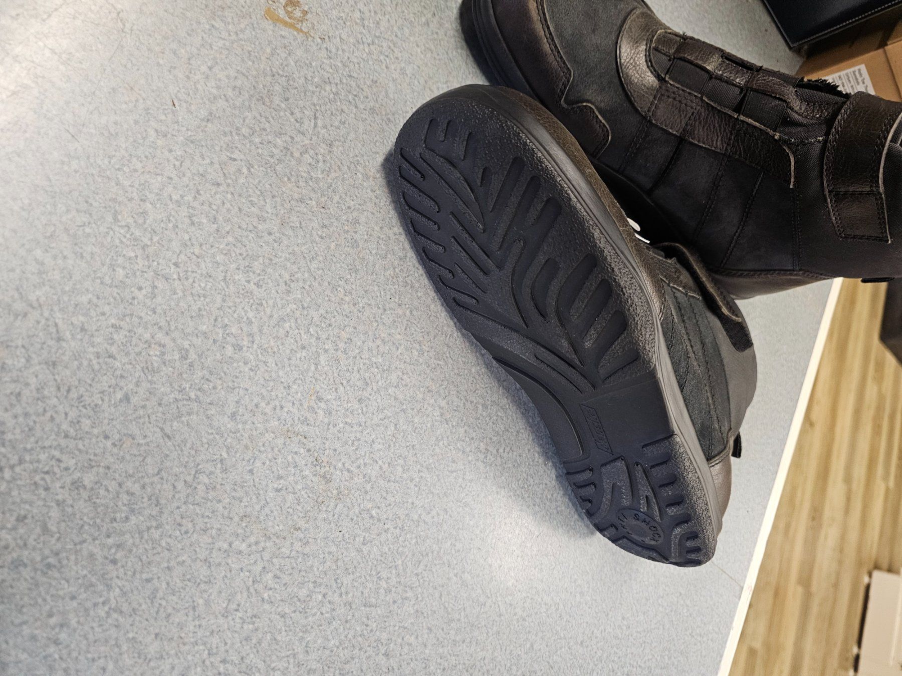 Helvesko Herrenschuhe: Helvesko dansko – Neu und originalverpackt aus Möhlin von Highwaytom 1