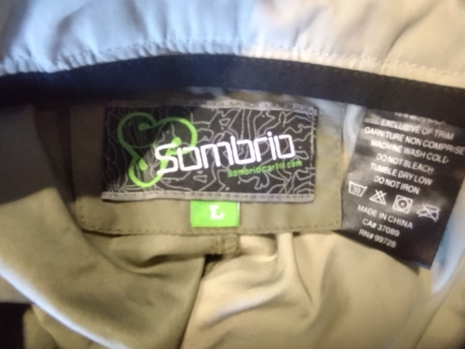 Pantaloni: Short VTT Sombrío Taille L – Usato da Farvagny-le-Grand venduto da LaCaverne 5