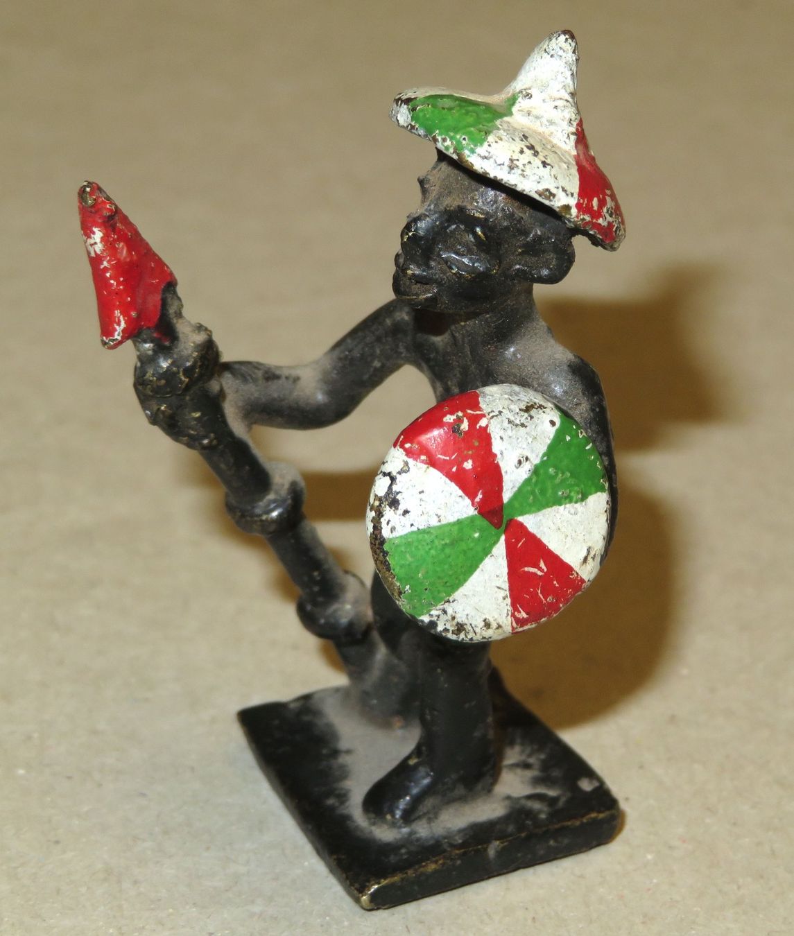 Statuette: Bronzefigur afrikanischer Krieger, Höhe 5.5 cm – Usato da Oberriet SG venduto da ganesh435 3