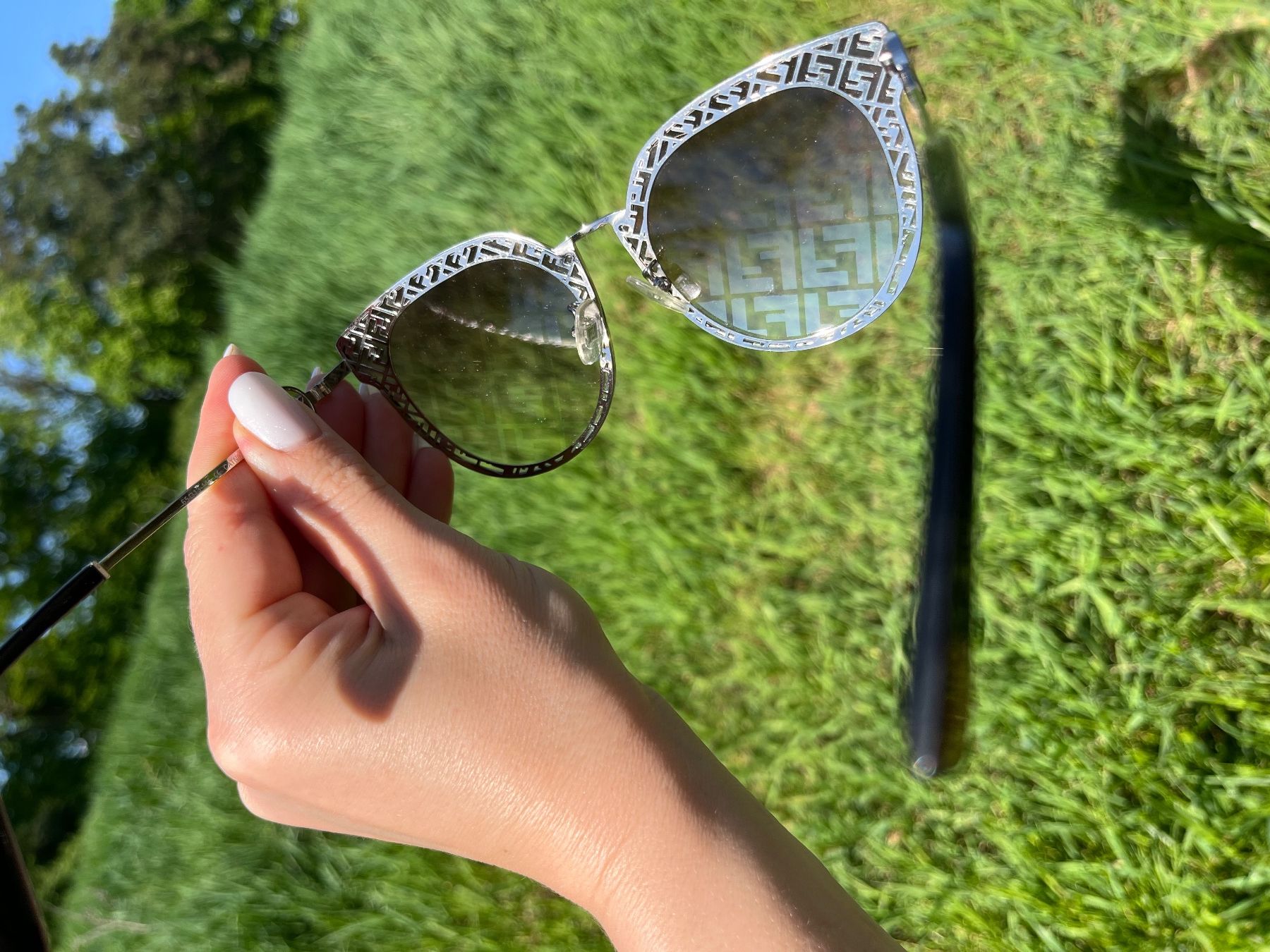Fendi Occhiali & Lenti: New  Sunglasses Fendi – Nuovo (secondo la descrizione) da Chêne-Bougeries venduto da Seetooyoo 2