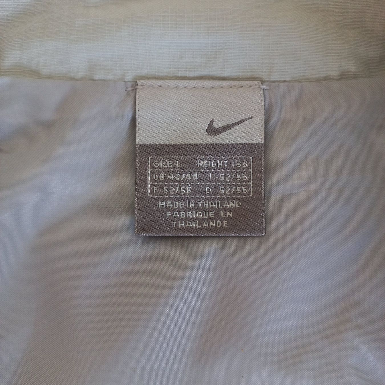 Nike Jacken: Vintage Nike Hex Trackjacket (L) – Gebraucht aus Chamoson von Sapoloshop 3