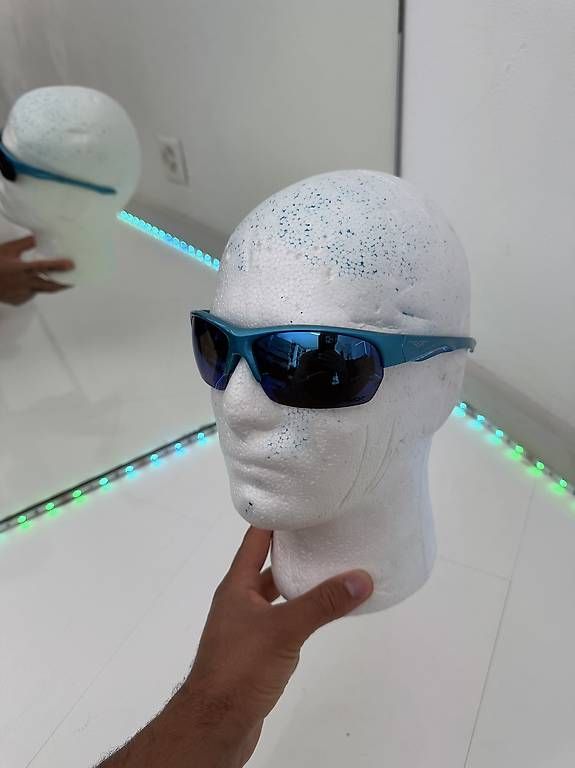 Occhiali & Lenti: blaue sonnebrille – Usato da Zürich venduto da reg91 1