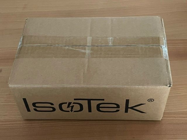 Altro Materiale elettrico: IsoTek V5 Syncro UNI 16 Schuko Netzfilter – Nuovo e nell'imballaggio originale da Fahrwangen venduto da Swirl2