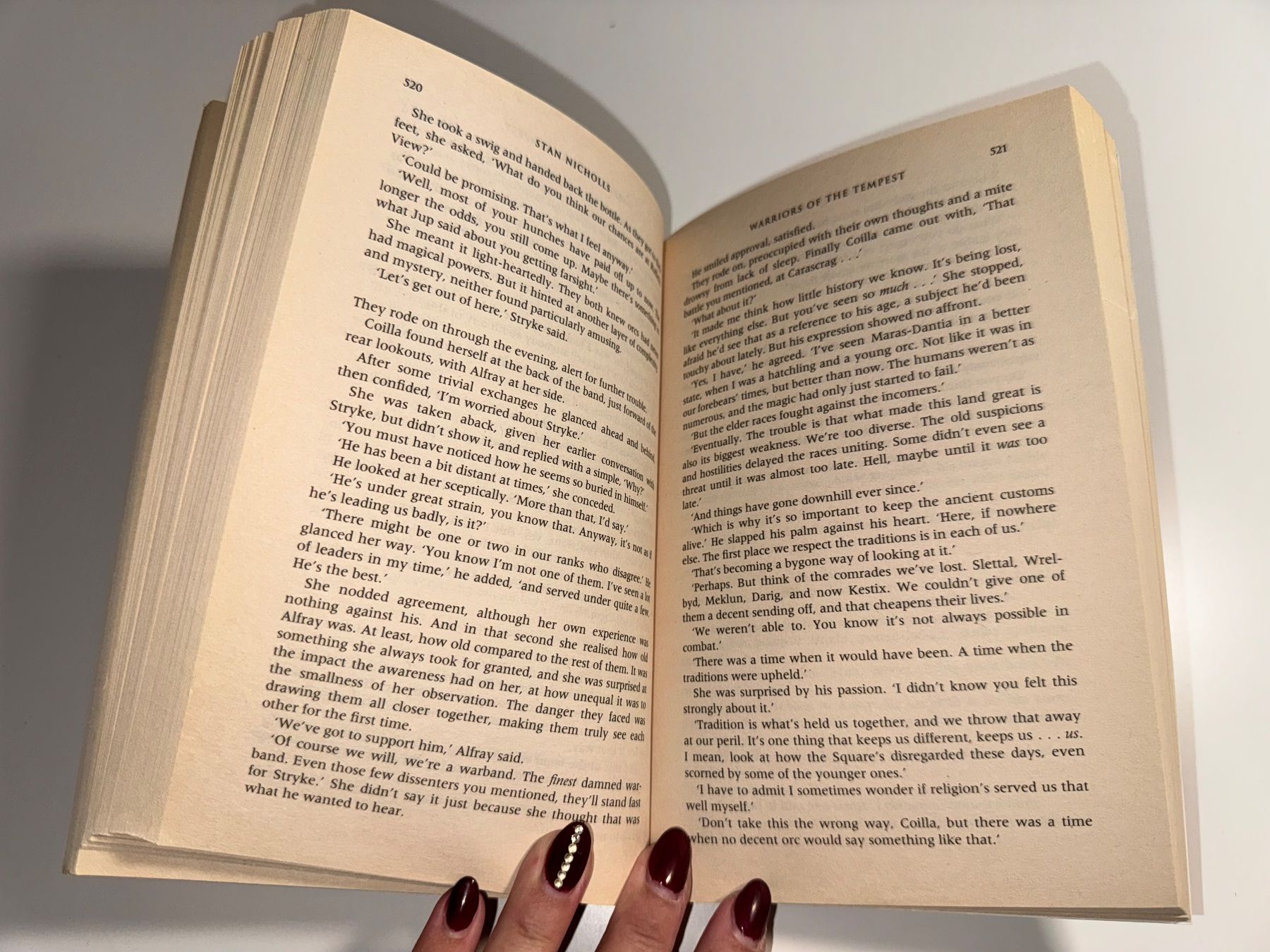 Libri: NOVEL: Stan Nicholls, Orcs – Usato da Grosswangen venduto da English_books 8