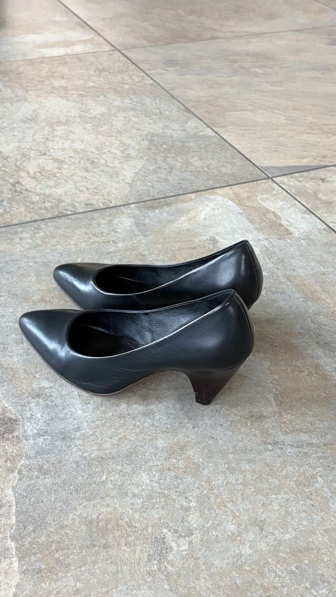 Buffalo Chaussures femmes: Pumps schwarz aus Leder – D'occasion à Beckenried par KaSt01 2