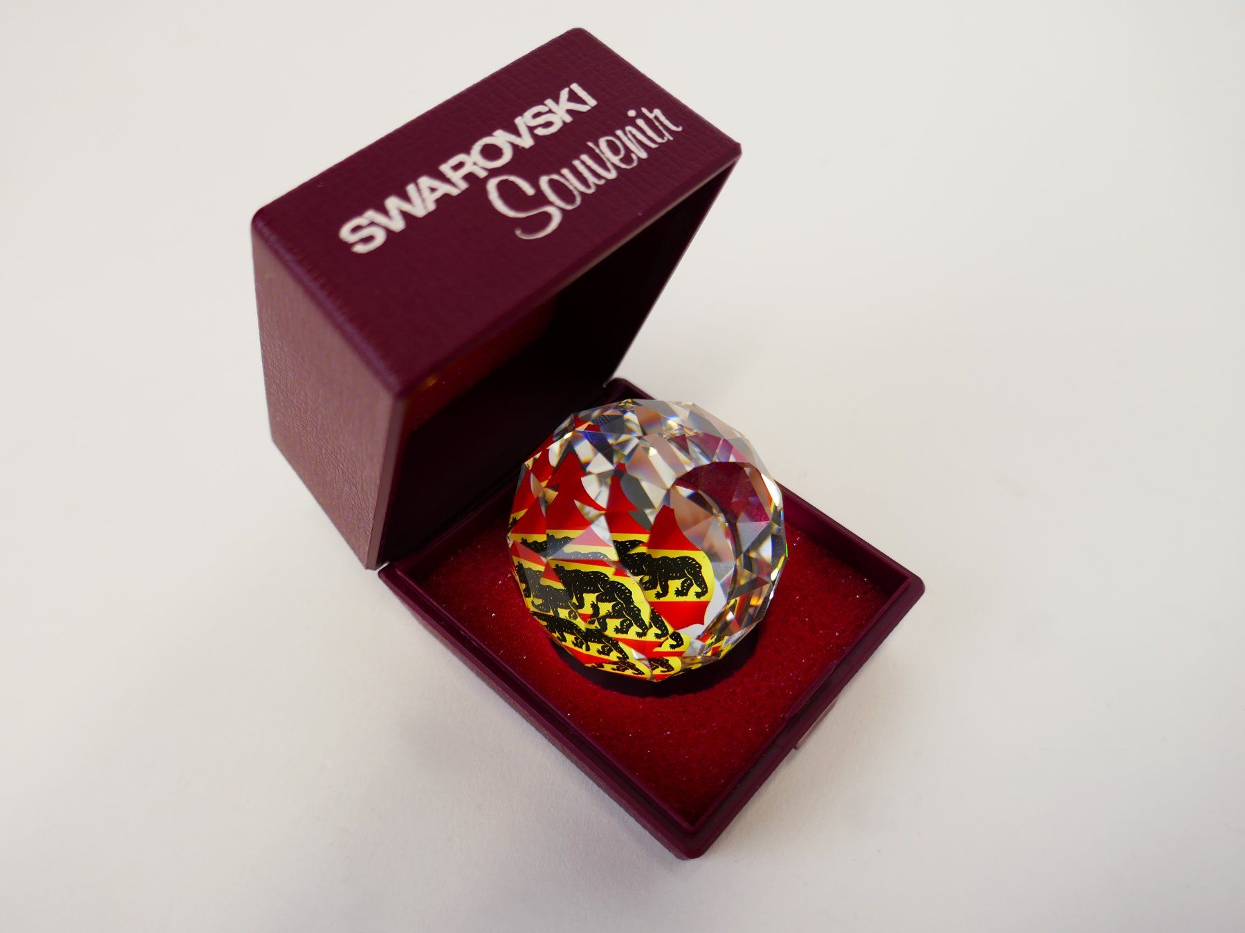 Swarovski Tutte le decorazioni: Swarovski Bern Souvenir Briefbeschwerer – Usato da Urtenen-Schönbühl venduto da Restwert_Schoenbuehl 3